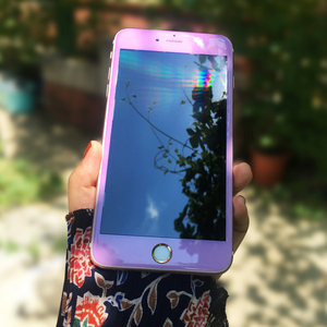 抖音光感变色钢化膜紫外线苹果6s全屏改色iphone7plus手机膜8