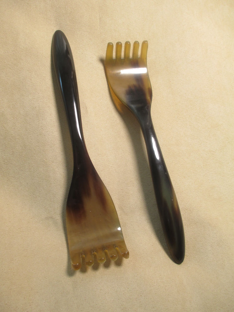 牛角梳五爪头部按摩器长臂耙耙经络疏通抓皮头疗肩颈五指刮痧梳子,家庭/个人清洁工具,梳子/化妆梳/按摩梳,淘宝优惠券,粉丝福利购,淘宝优惠卷