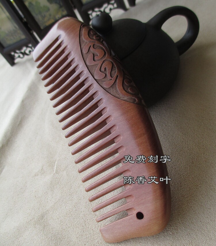 正品雕花桃木梳子防静电梳天然整木实木礼物粗齿按摩长发免费刻字