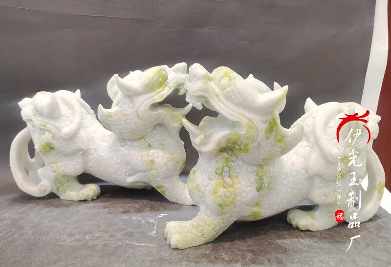 包邮天然蓝田玉岫玉双头貔貅摆件客厅办公室玄关摆设玉石皮丘摆饰