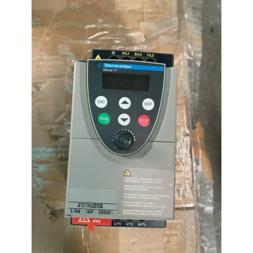 议价ATV11H05M3A 变频器三相220V0.18KW