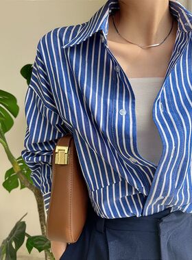 蓝色条纹衬衫女春秋设计感小众宽松气质别致衬衣2022新款早秋上衣