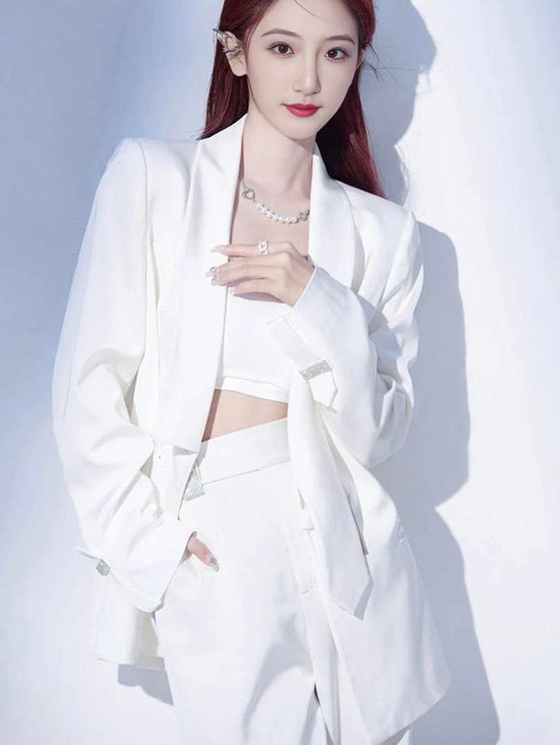 2023新款夏季白色西装套装女高级感职业气质女神范西服裤子两件套