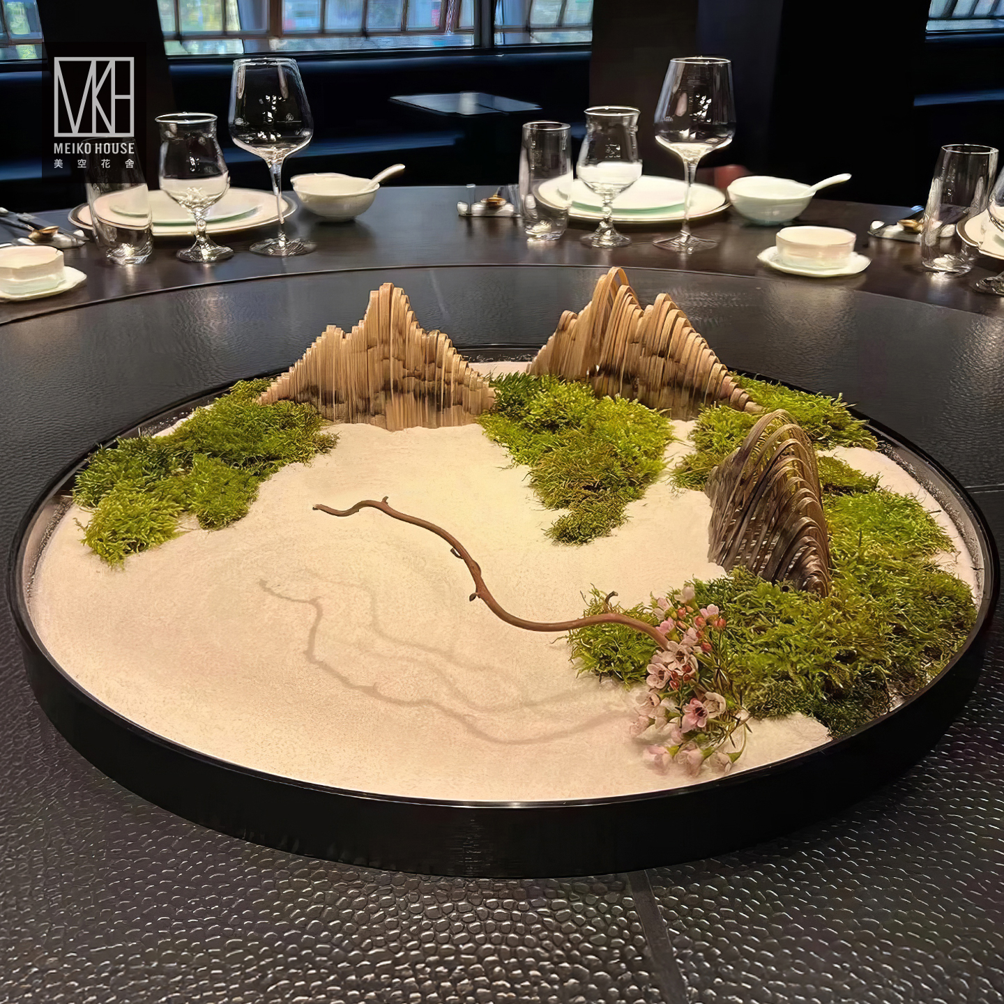 美空花舍圆桌转盘中间摆花假绿植