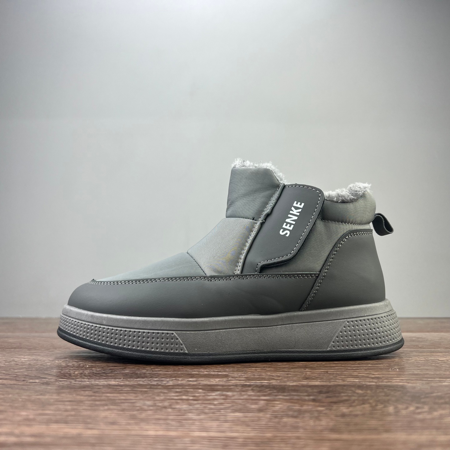 零下20度！外贸男冬季雪地靴加棉