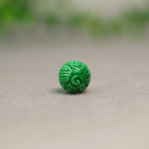 然A货翡翠团寿龙纹雕花珠子