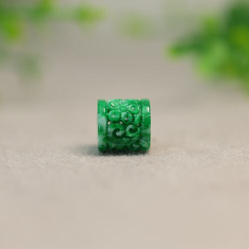 天然A货翡翠雕花路路通桶珠