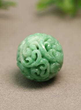 翡翠镂空雕花大圆珠子佛珠