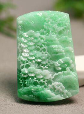 #8606糯底果绿色天然A货翡翠山水风景牌子吊坠挂坠  