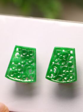 #B837 一对冰糯种满绿天然A货翡翠镂空雕花耳坠花片