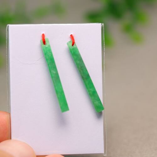 满色辣绿缅甸天然A货翡翠翎管