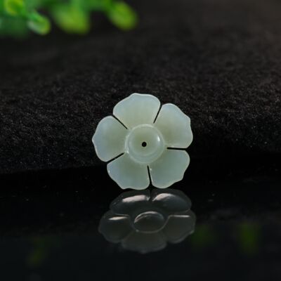 和田白玉五瓣花花朵吊坠花片裸石