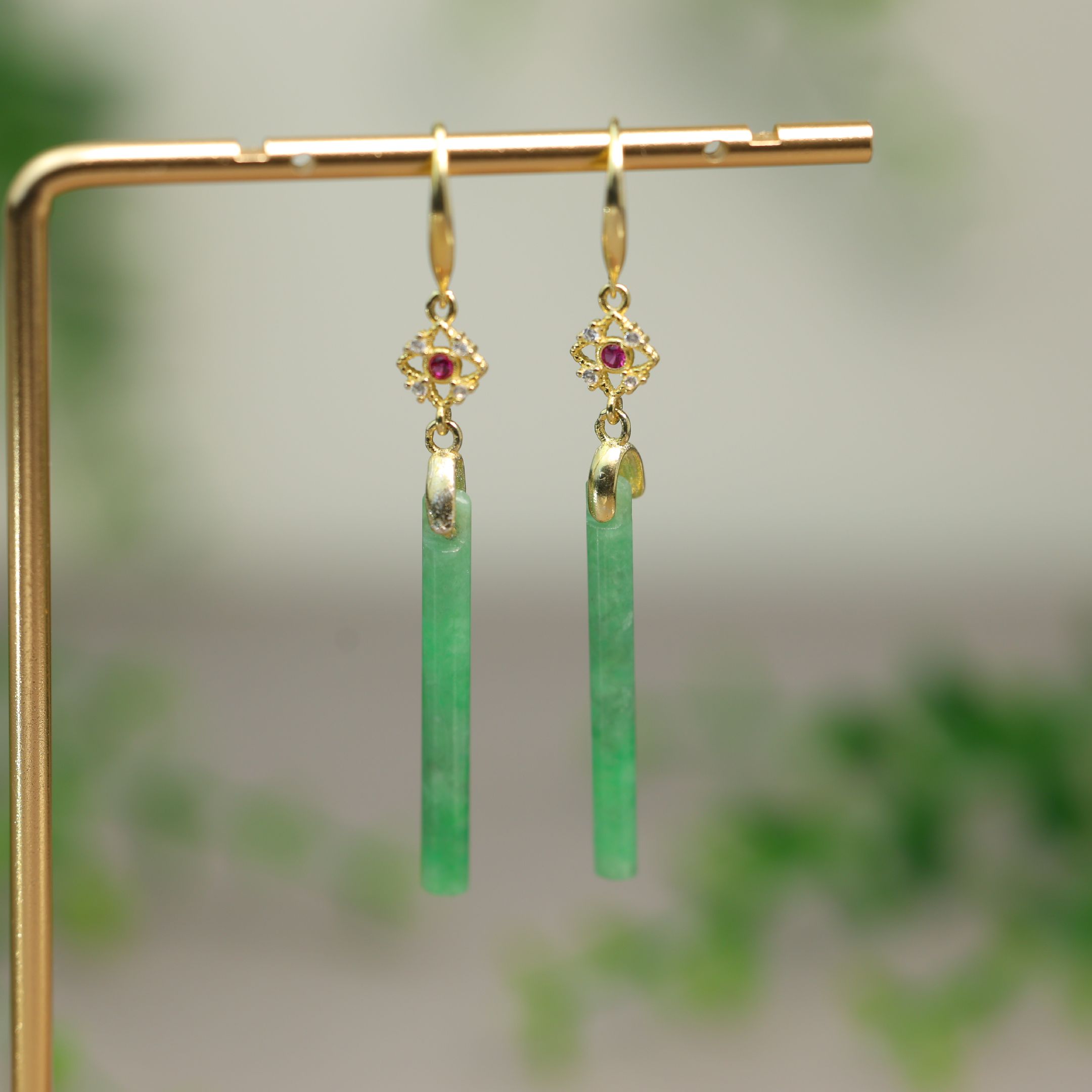 满绿缅甸天然A货翡翠翎管耳坠