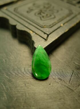 #I416 老坑冰种满色阳绿天然A货翡翠水滴形戒面 镶嵌戒指裸石