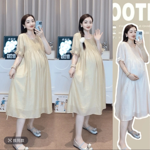孕妇裙子设计感圆领连衣裙
