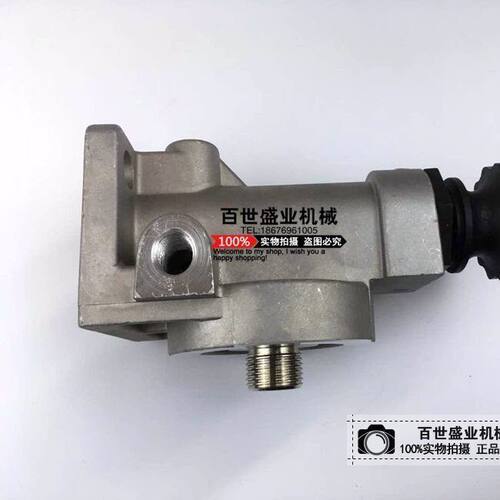 挖掘机配件适配小松PC70/200-8 240-8手油泵座子滤芯虑心底座配件