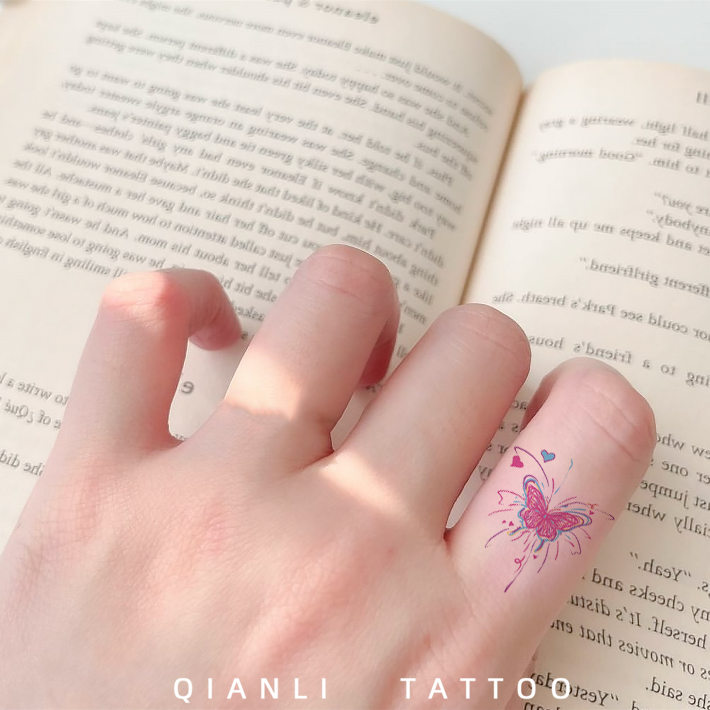 仟鲤 手指烟花蝴蝶 彩色纹身贴防水持久女卡通可爱可洗网红贴纸