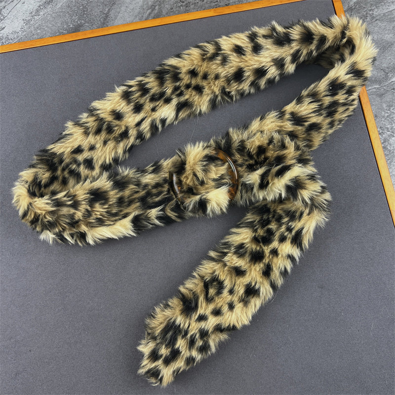 复古豹纹腰带女毛毛皮带配饰长款