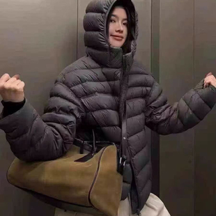 艾薇儿-排骨风连帽50绒4层做法防出绒保暖羽绒服外套宽松常规款