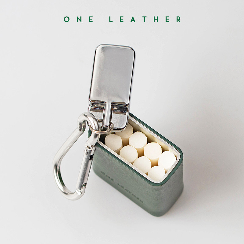 一皮 one leather 便携式烟灰缸户外迷你铝带盖ins风手工牛皮方形