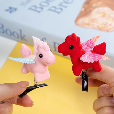 2026小马装饰弹簧发夹新年发饰马年发夹地摊庙会发饰跨年喜庆头饰