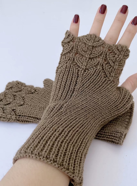 手套女士保暖针织露指学生写字游戏秋冬季半指花边可爱校园风手套