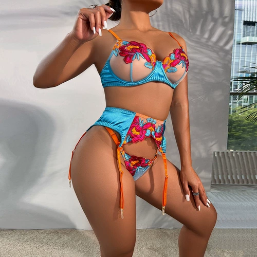 Нижнее белье плюс размер