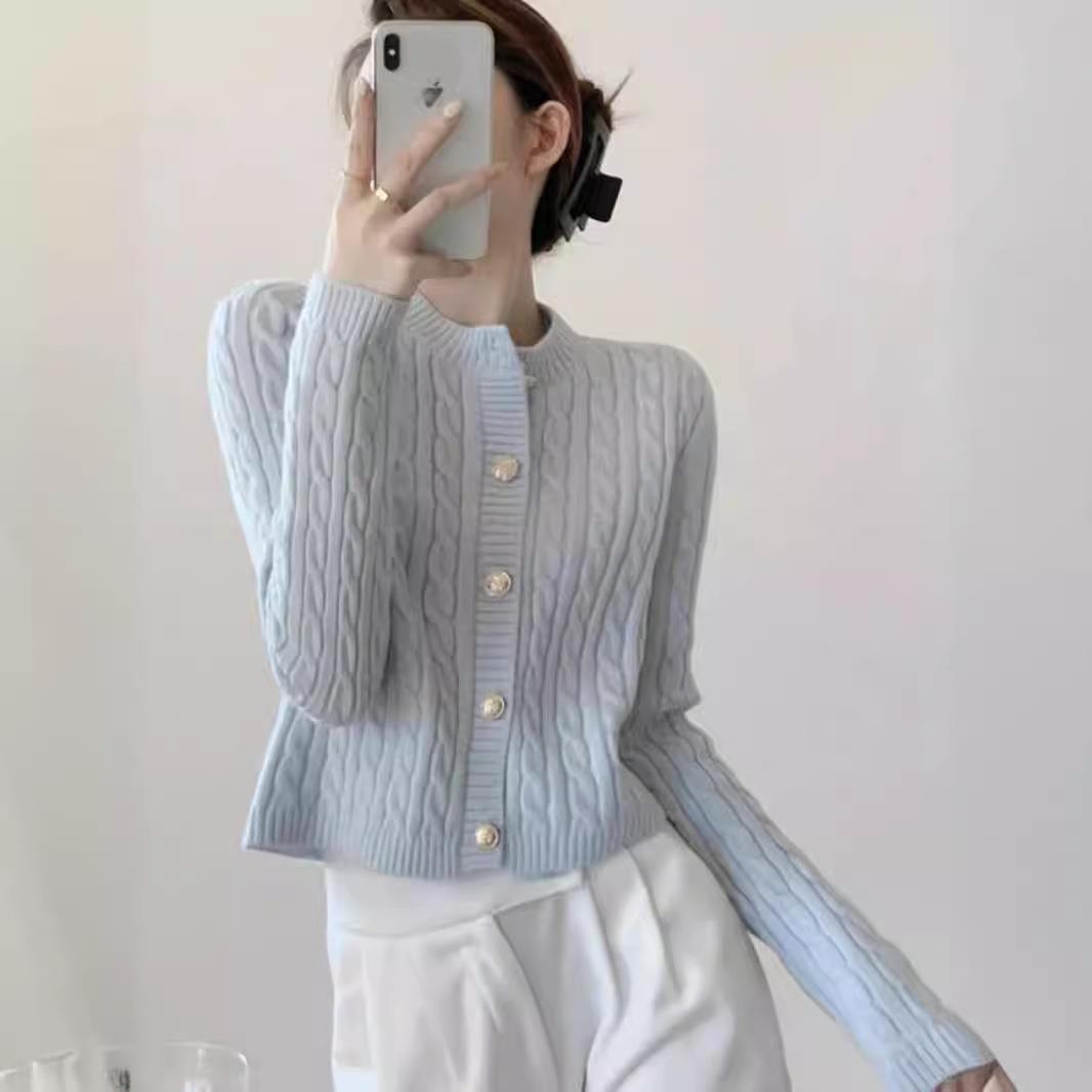 Cable knitted cardigan for women versatile gentle and slim
