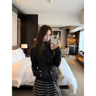 ThreeH 巴洛克~极简私服立领螺纹开衫外套女秋冬保暖加厚长袖上衣