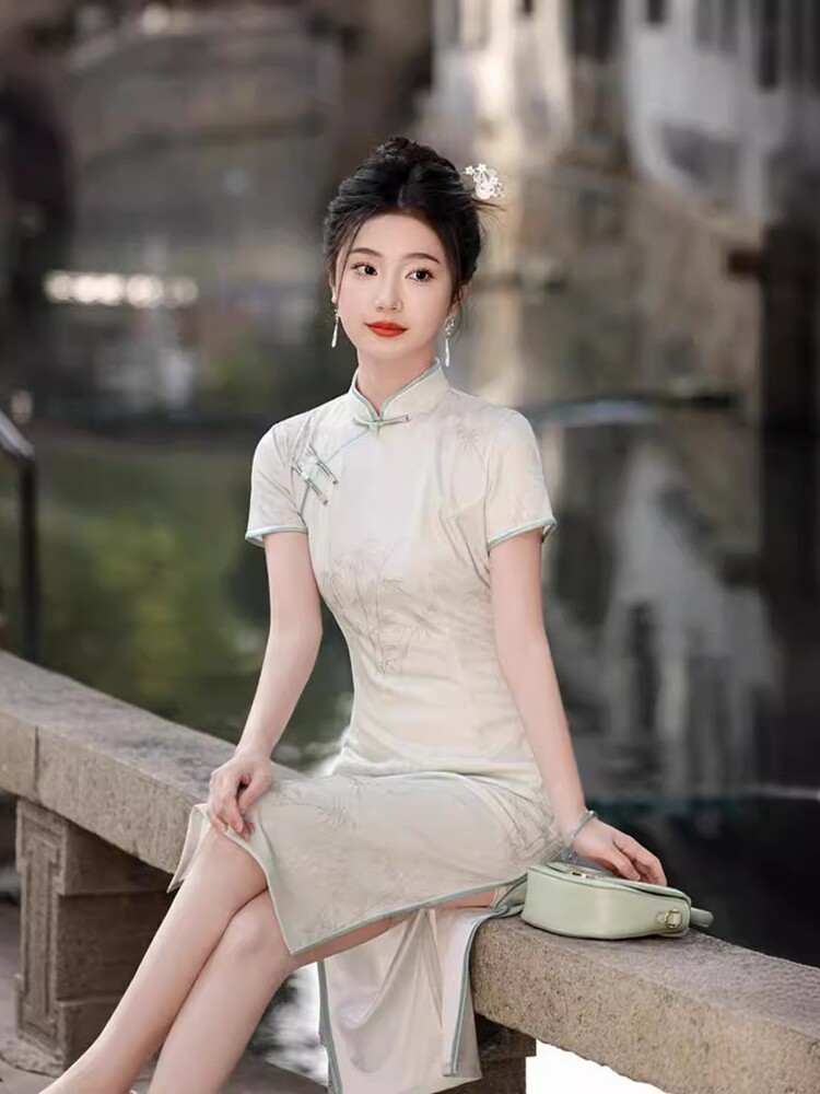 소주 CHUNLEI CHEONGSAM 2024 새로운 여름 복고풍 중국 우아한 어린 소녀 개선 된 새로운 중국 스타일 드레스