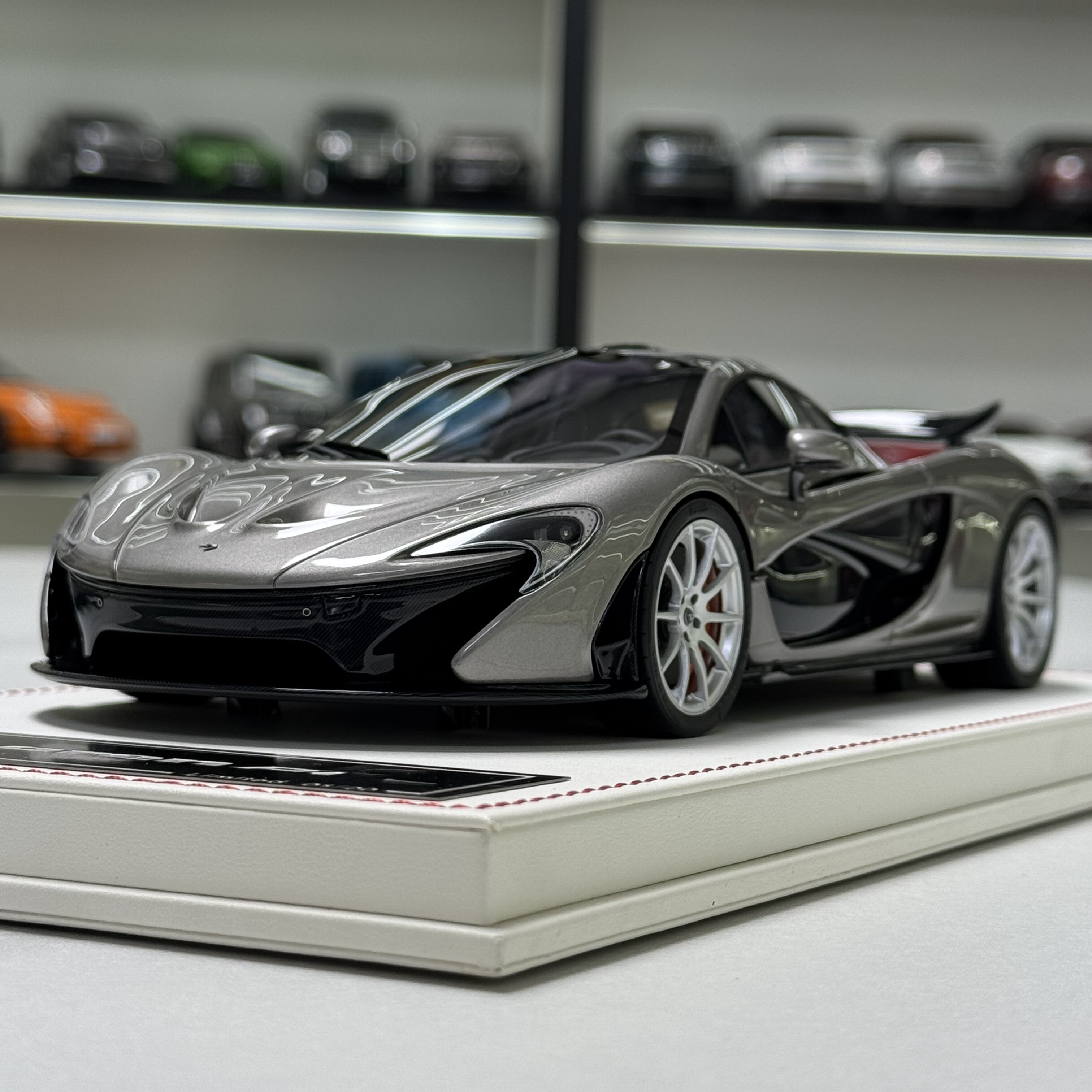 DM 1/18 迈凯伦Mclaren P1 树脂封闭限量版汽车模型收藏摆件