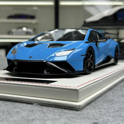 现货RUNNER 1:18 兰博基尼huracan STO Novitec改装 树脂汽车模型