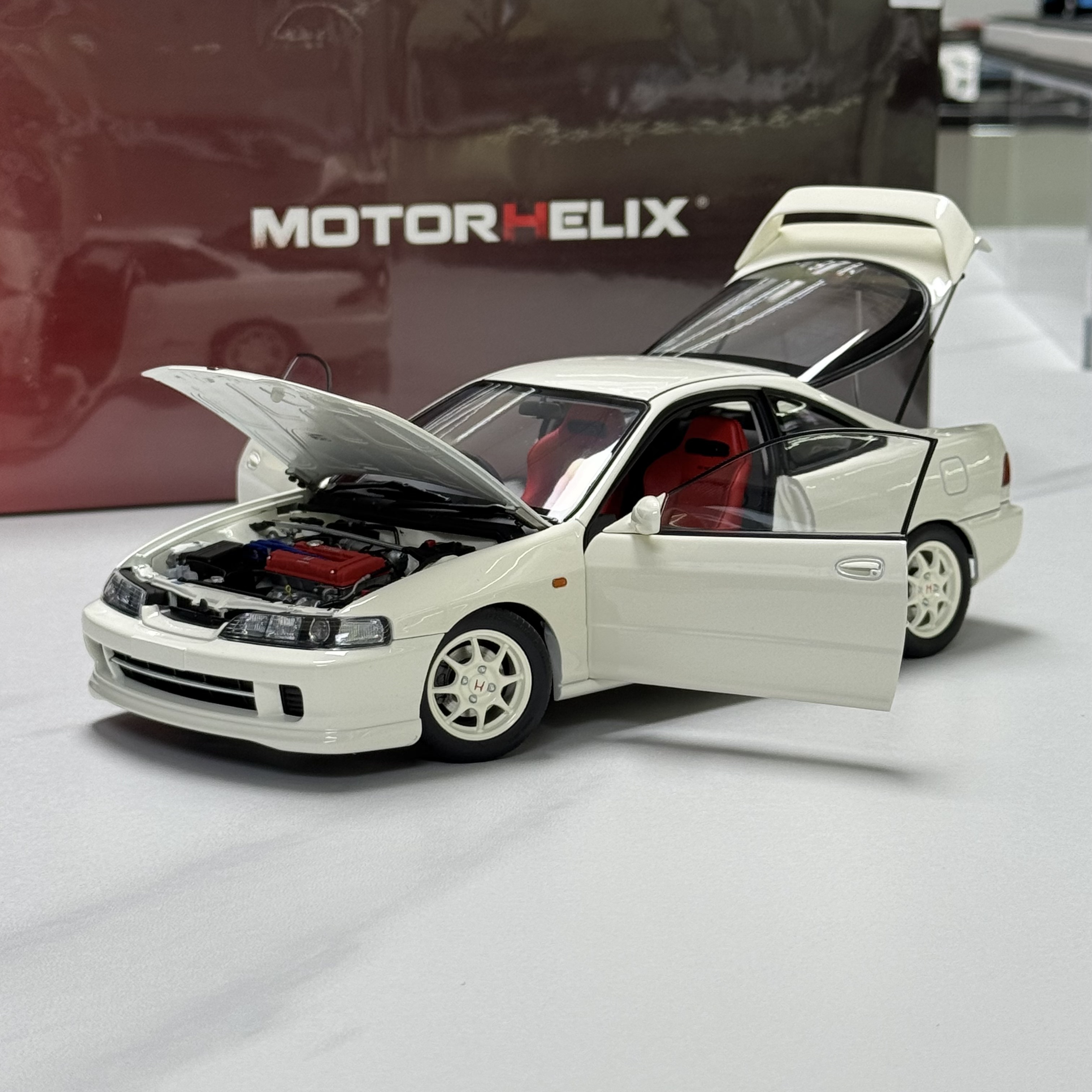 现货 MH 1:18 本田Integra Type R DC2 前期版 合金全开 汽车模型