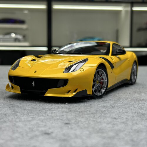 BBR 1：18  法拉利Ferrari F12 TDF限量版仿真合金全开汽车模型