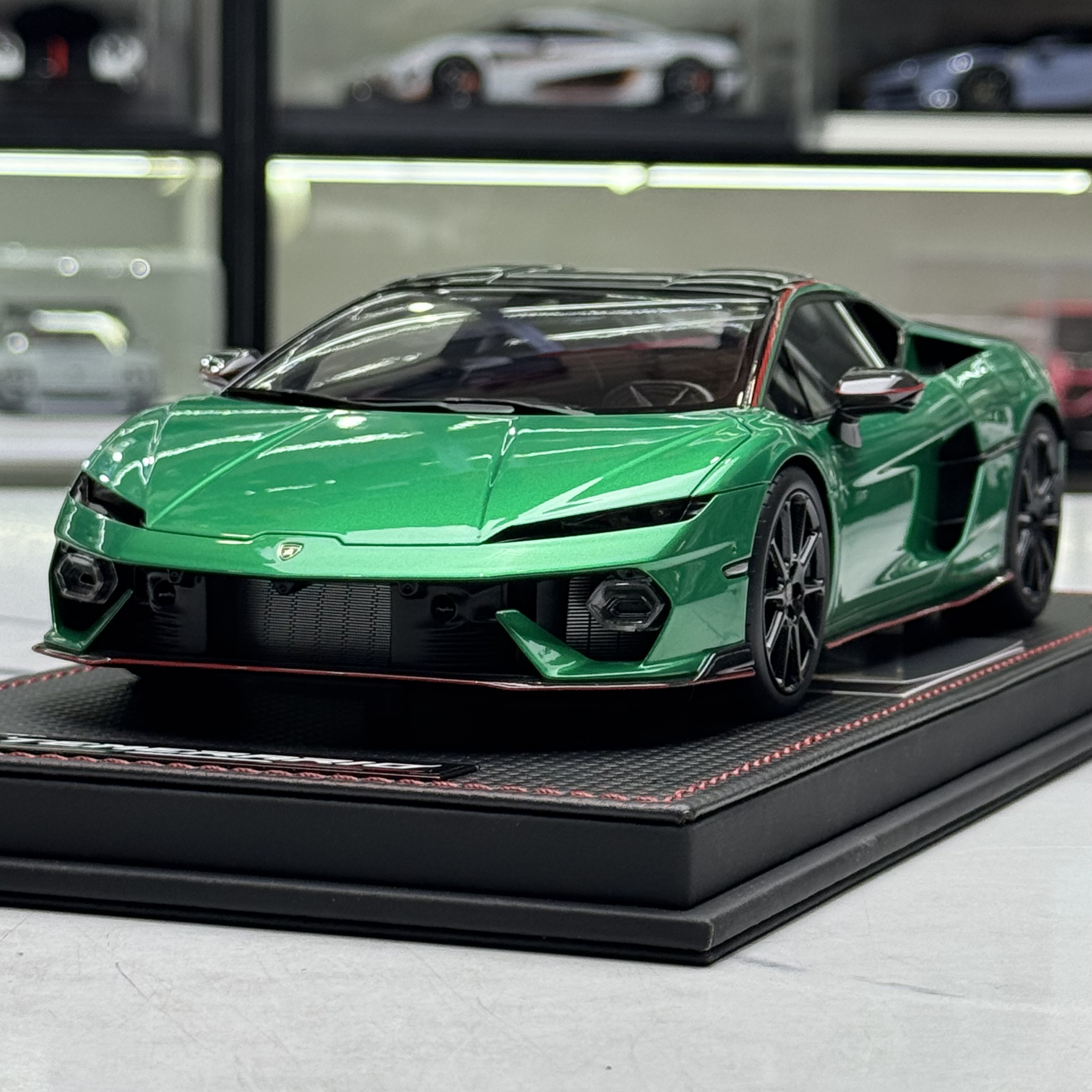 树脂汽车模型MR 1:18 兰博基尼新小牛Temerario 树脂超跑AP套件版