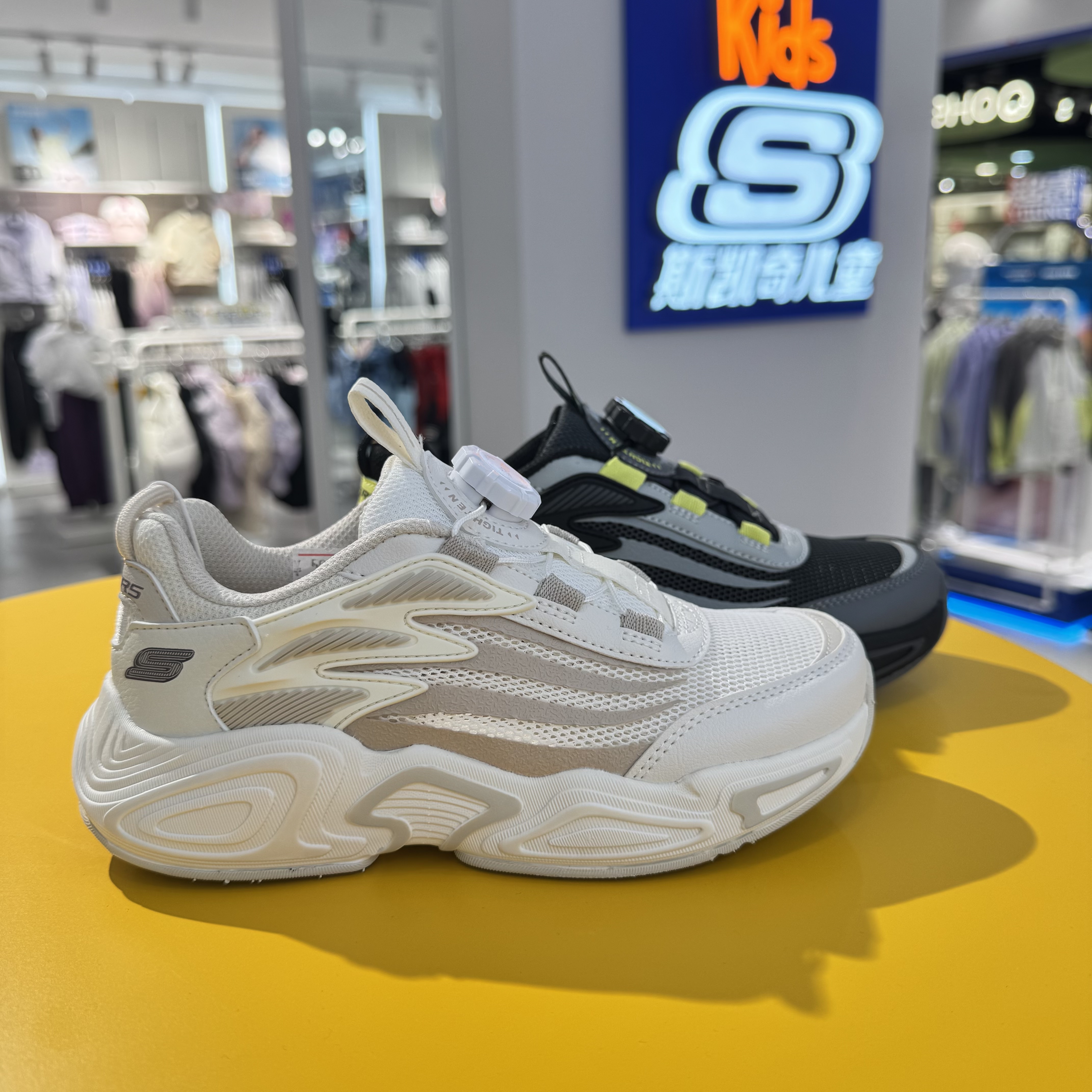 Skechers斯凯奇童26夏新男女童旋钮扣运动休闲鞋405314L/303972L
