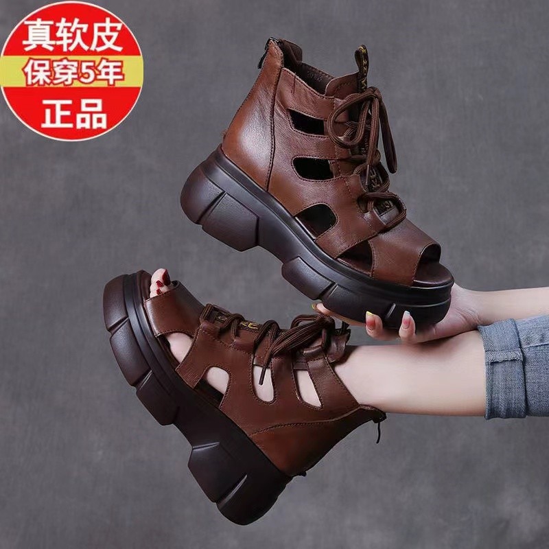 Cool boots for women, high cut thick soled retro Roman shoes图片