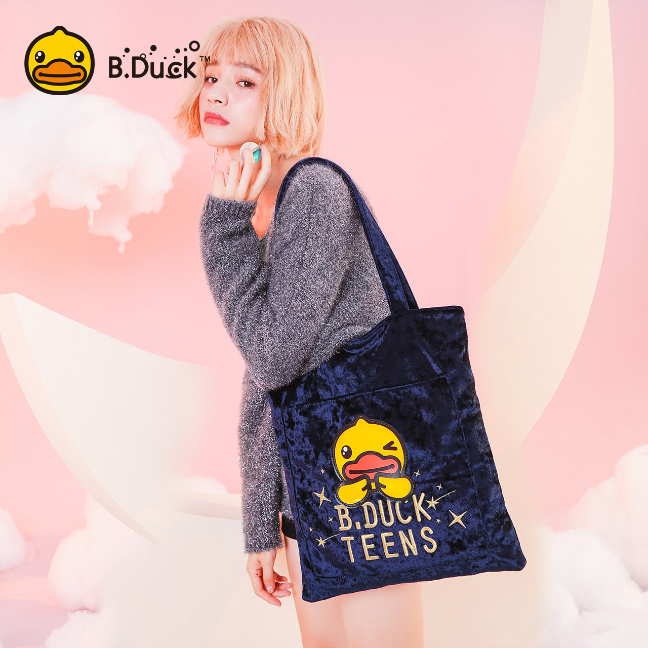 B.Duck小黄鸭丝绒单肩包妈咪包星空系列刺绣时尚潮流2020新款