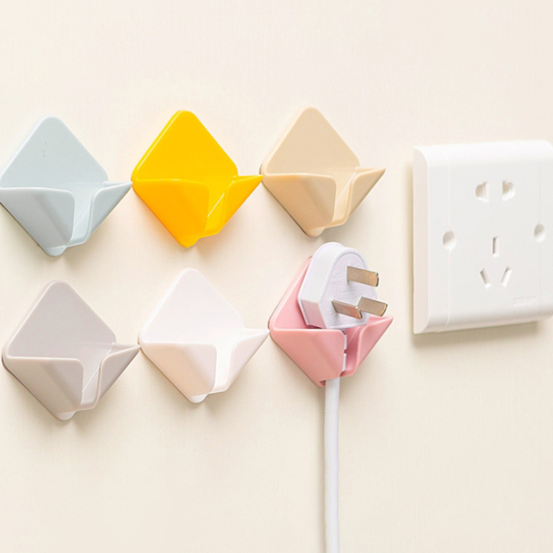 电源线插头挂钩强力无痕免打孔