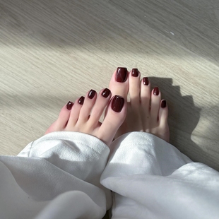 穿戴式 手工甲车厘子红纯色穿戴甲脚趾甲高级感新款 春夏美甲短款