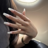 乳白色假指甲贴片穿戴式 美甲欧美日系纯色冰透显白可拆卸手工成品