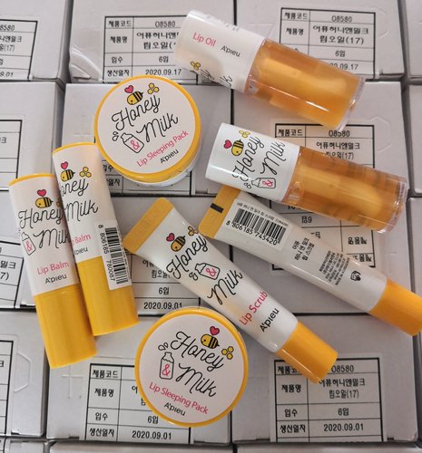 apieu奥普蜂蜜唇油滋润唇膜润唇