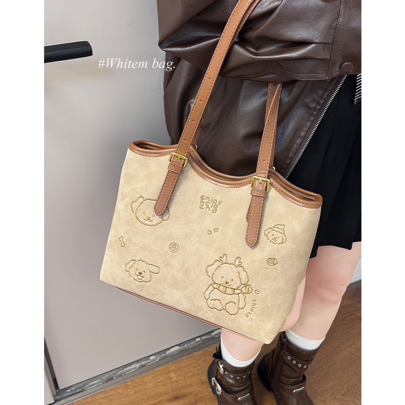 大容量学生上课通勤腋下包包女式2025新款单肩包高级感手提托特包