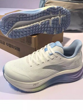 安踏旅步V2丨 PG7缓震轻便女子跑鞋冬季新款通勤运动鞋122615546