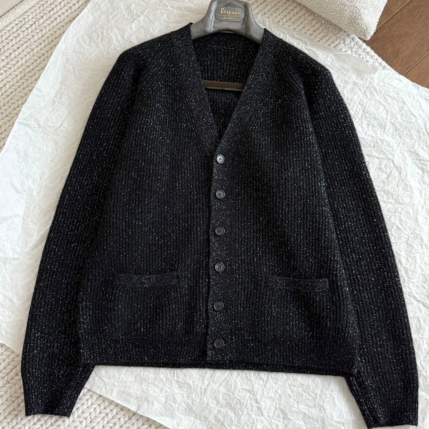 美出新高度！气质V领针织开衫女