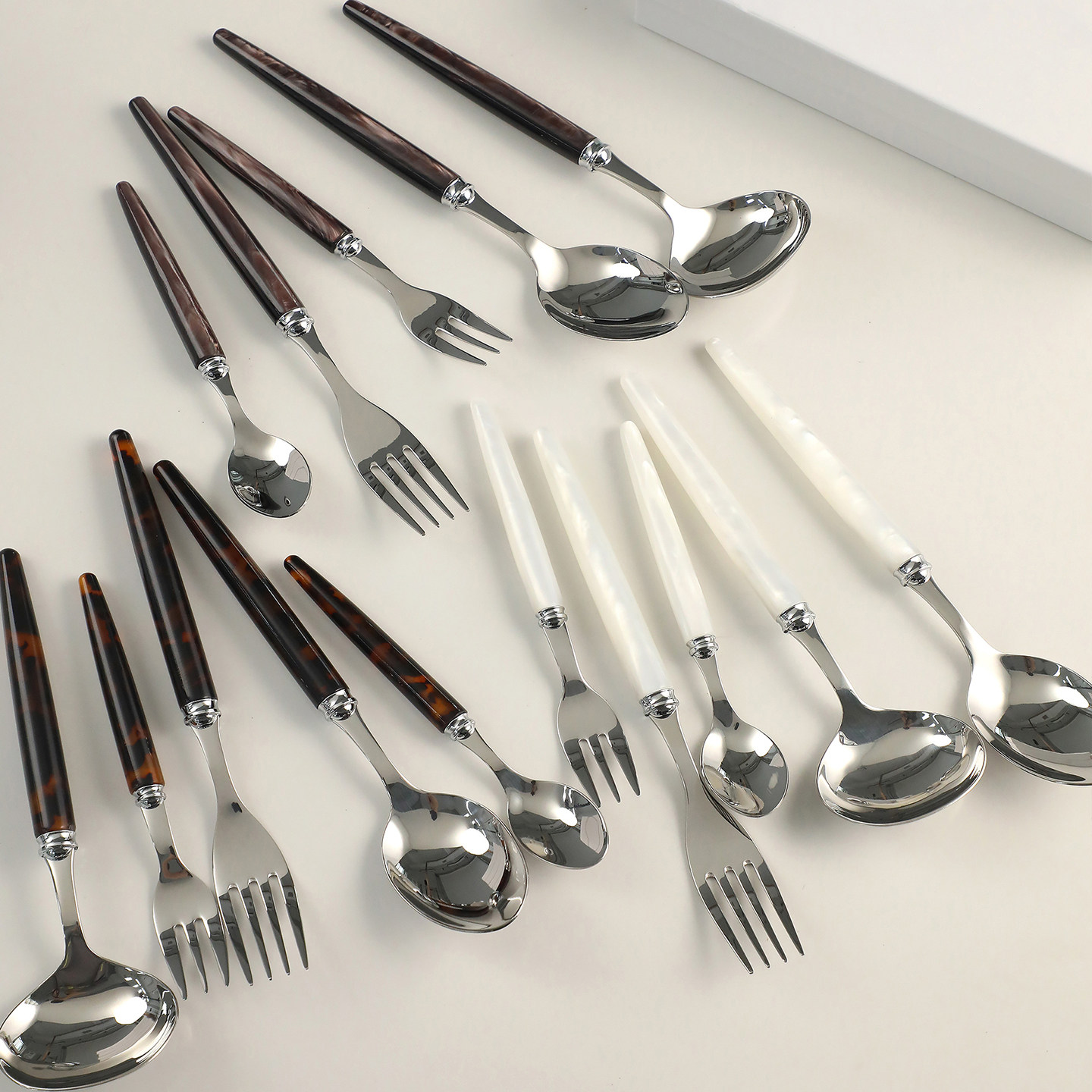 法国高奢厨具TANG画笔系列~流光亚克力不锈钢餐具五件套 两件95折,餐饮具,西餐餐具套装,淘宝优惠券,粉丝福利购,淘宝优惠卷