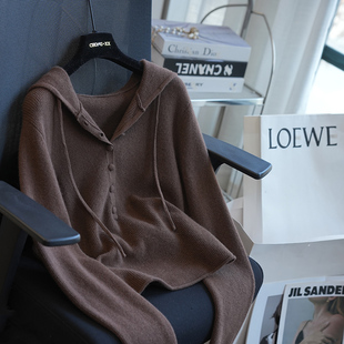 女毛衣内搭A82D 羊毛连帽抽绳半门襟针织衫 虫小小 2025秋冬新款