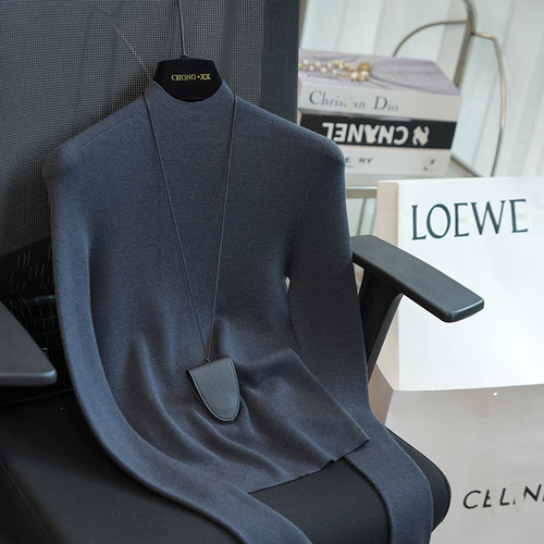 100扬子纱羊毛半高领针织衫