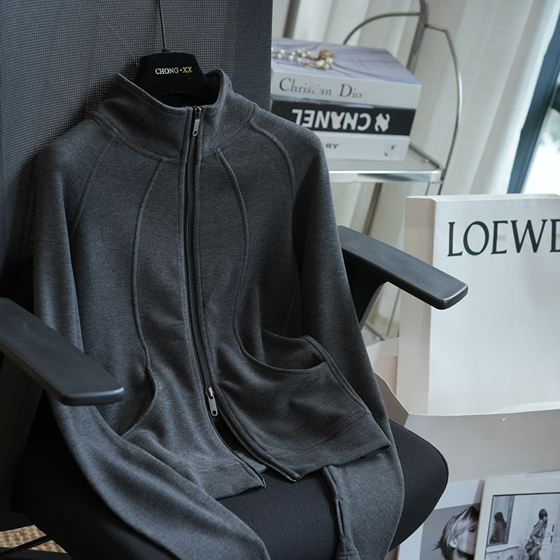 虫小小修身弹力立领拉链开衫