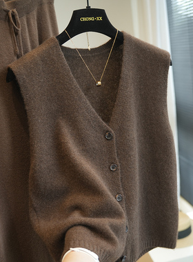 虫小小 100牦牛绒软糯V领无袖针织开衫叠穿马甲背心毛衣秋冬A54G